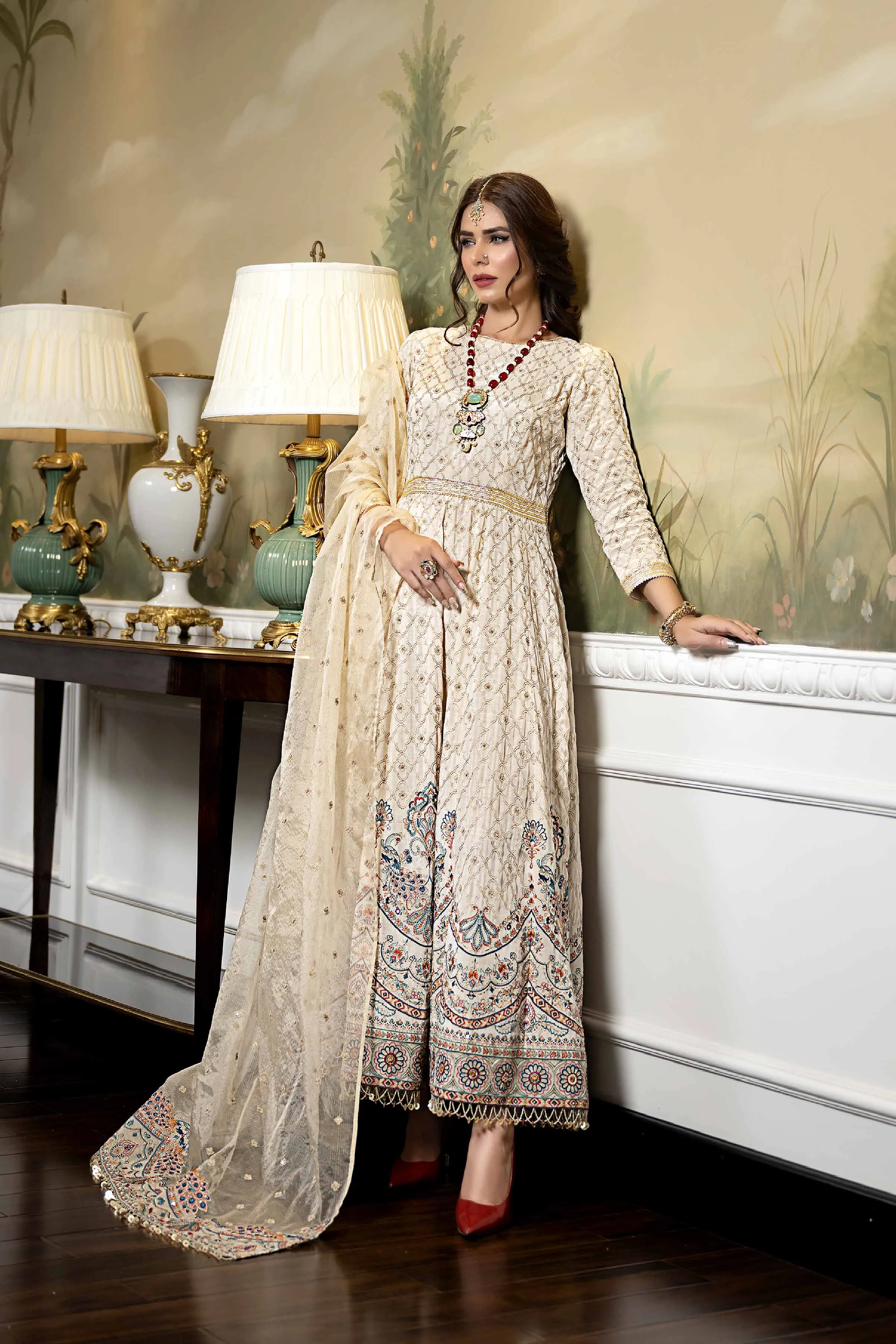 2 Piece - Embroidered Suit - 42308004