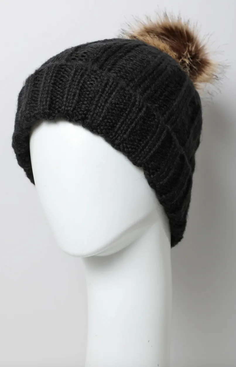 Basic Ribbed Pom Beanie