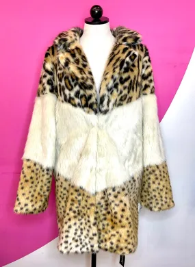 BLANKNYC NEW LEOPARD WEEKEND VIBES COAT - XL