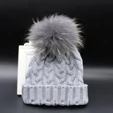 Cable Knit Pom Hat