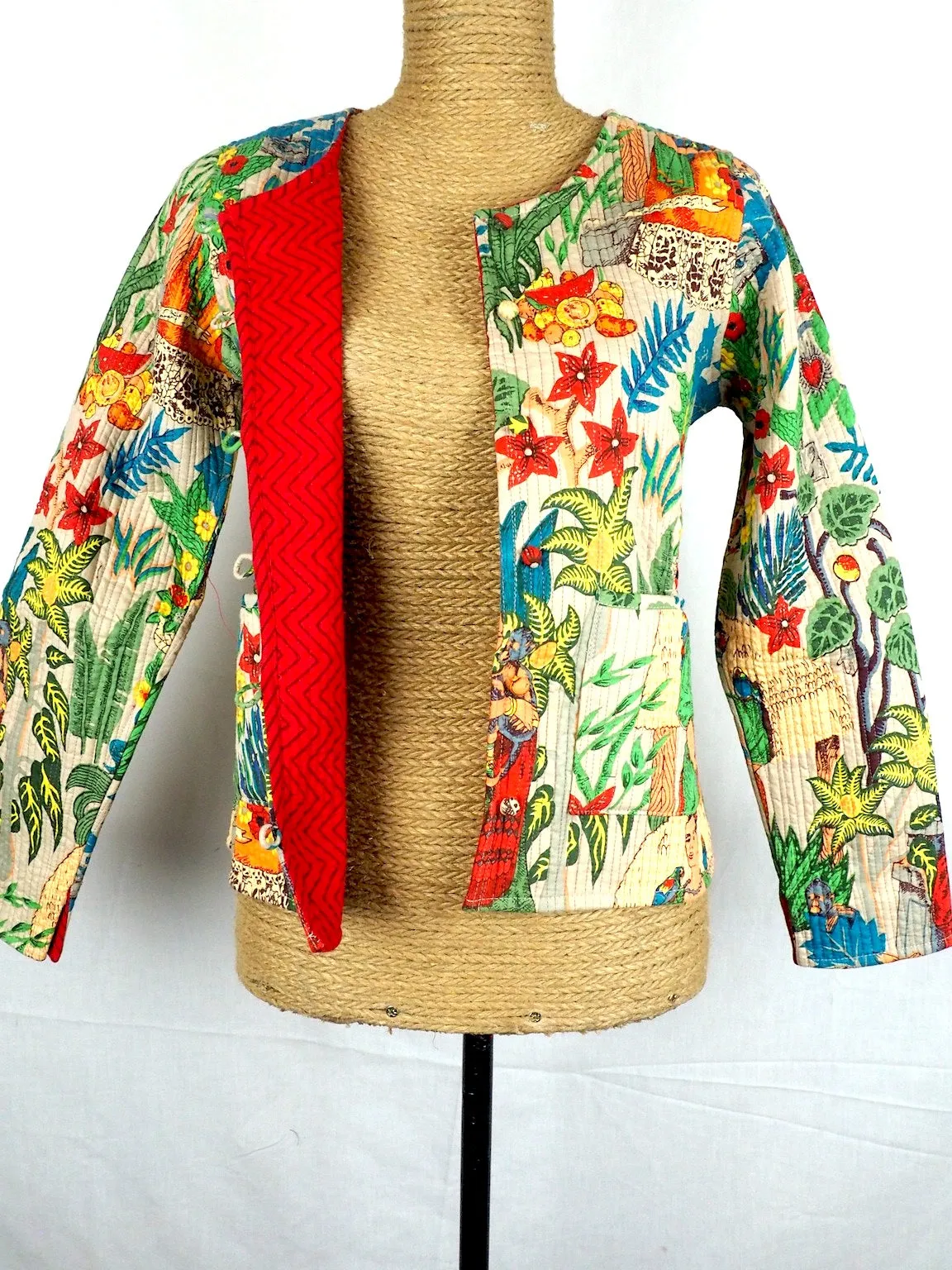 Collarless Frida Jacket 003