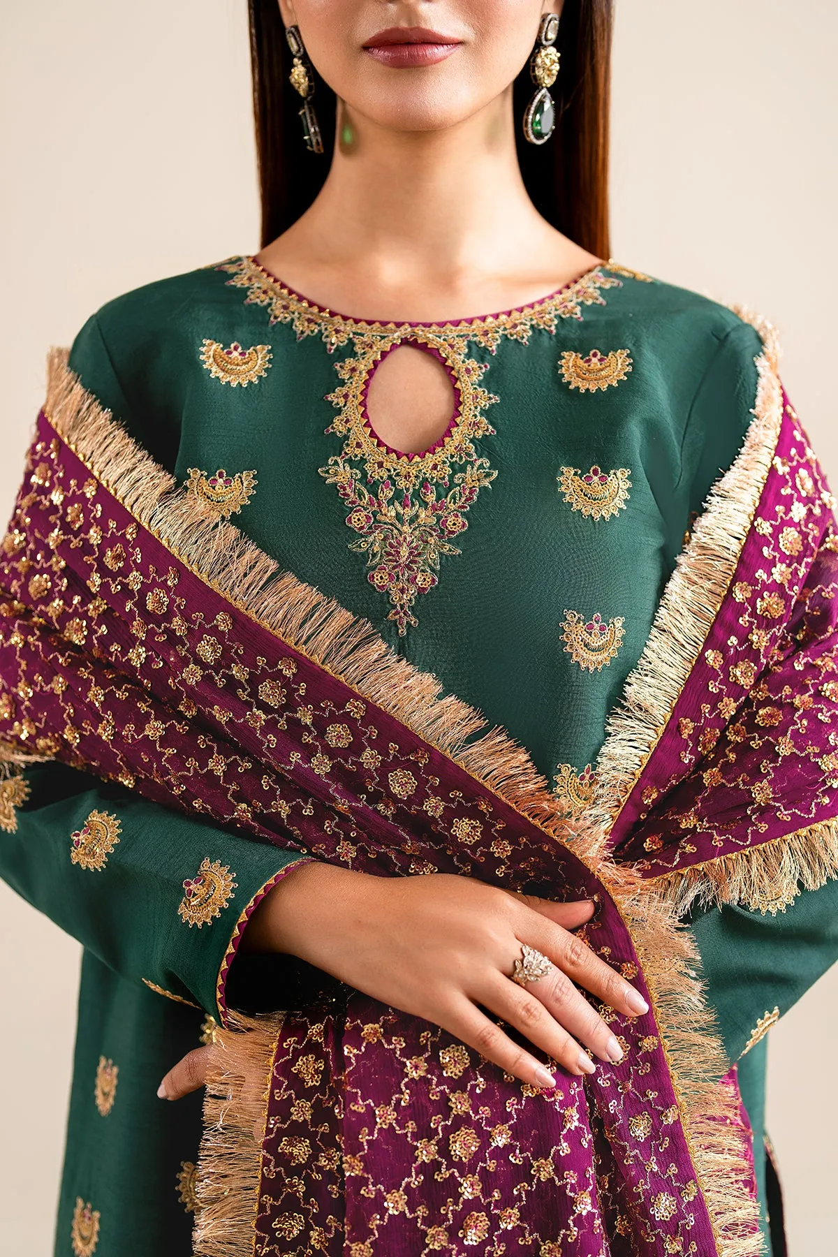 EMBROIDERED SILK UF-614