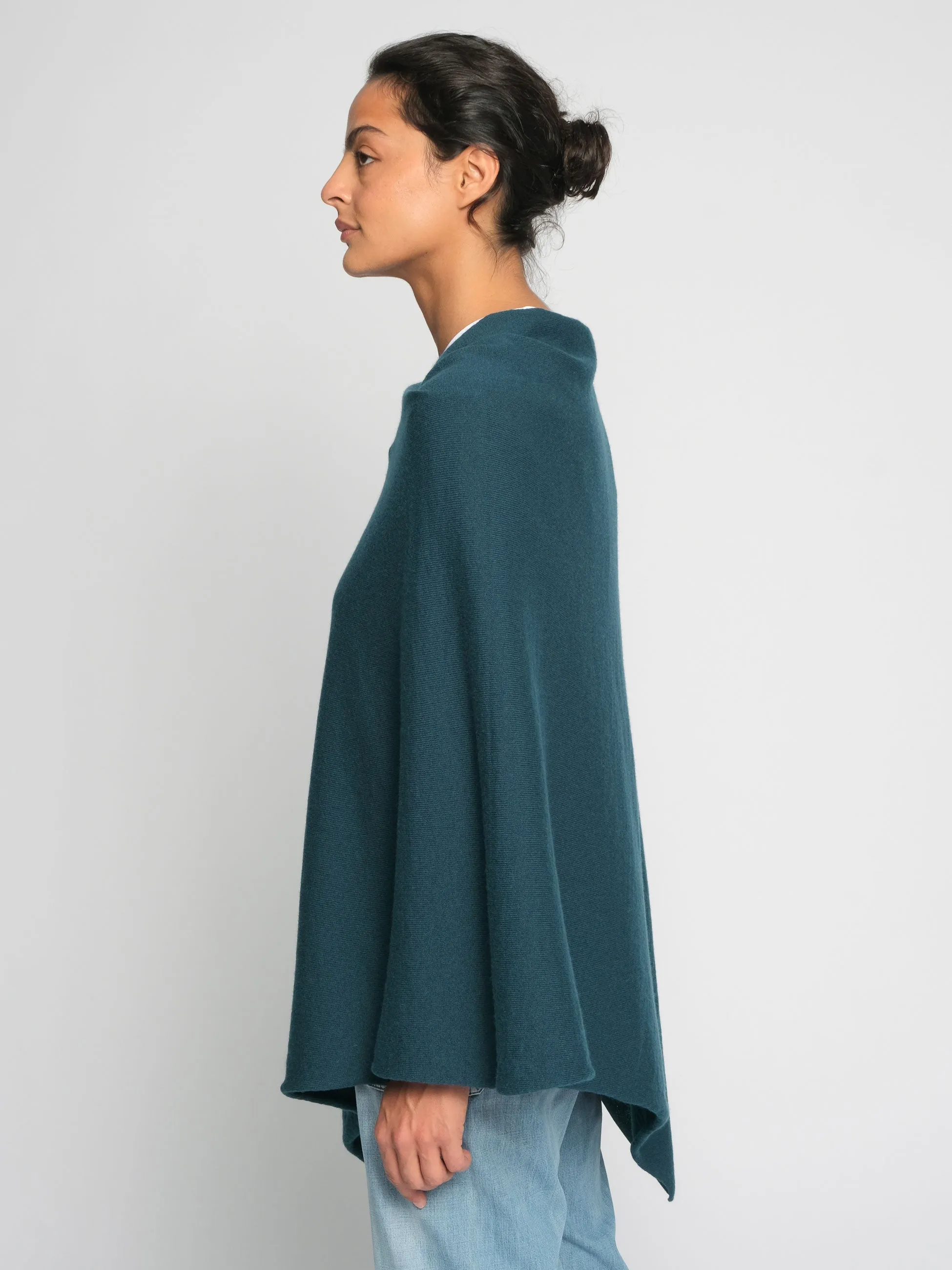 THE CLASSIC PONCHO | Arbour